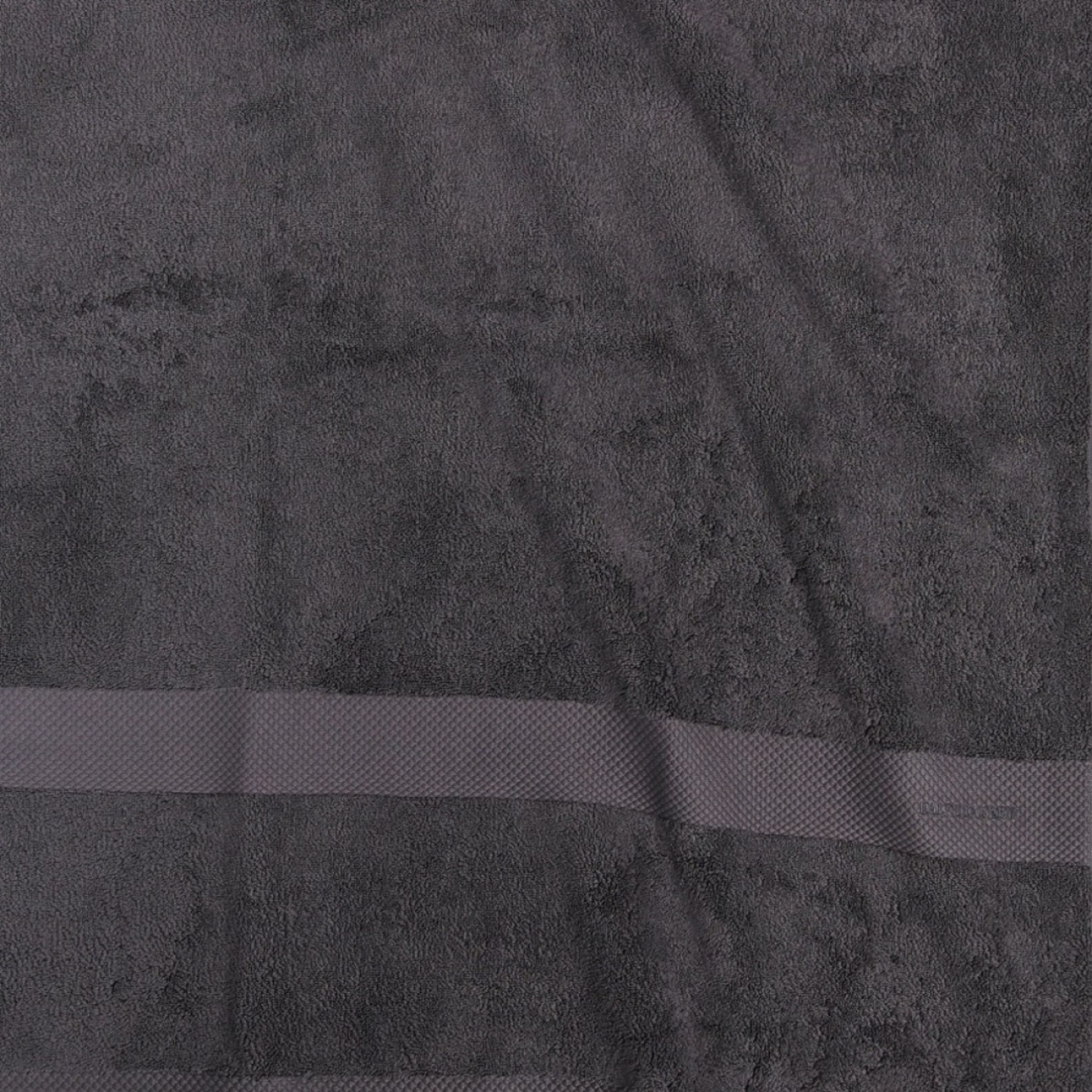 Avenue Graphite Guest Towel image 3