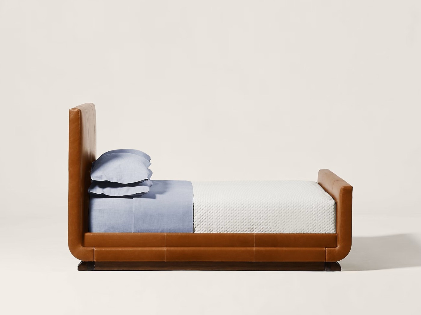 Cote D'Azure Bed, Queen Size image 10