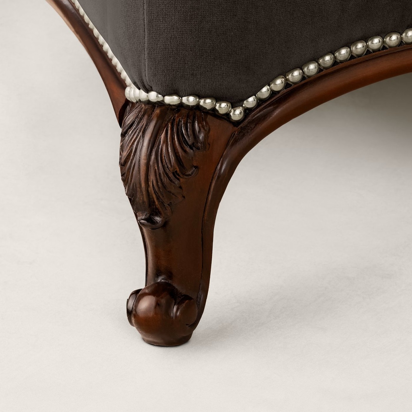 Tourville Bed, Queen Size image 6