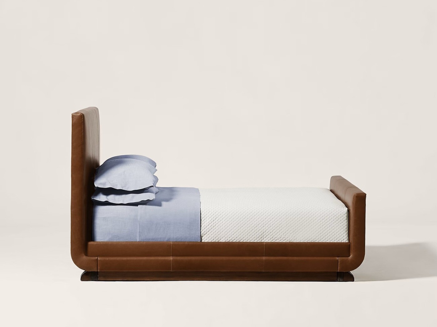 Cote D'Azure Bed, King Size image 10