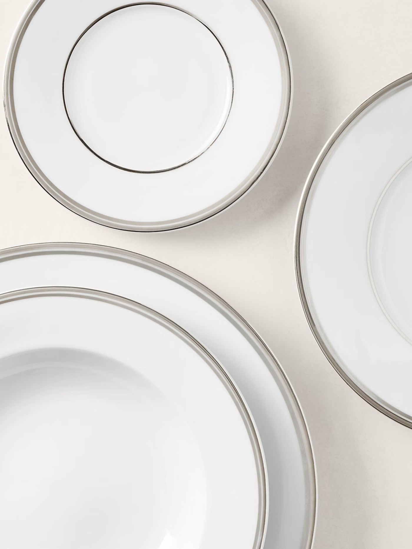 Wilshire Salad Plate Silver/White image 4